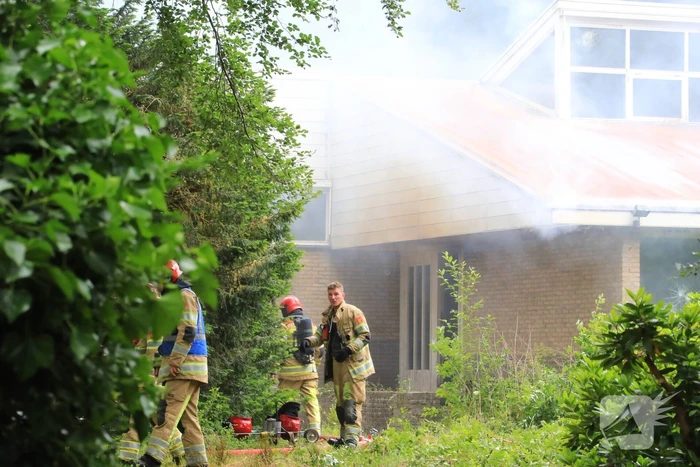 Grote brand in leegstaande villa