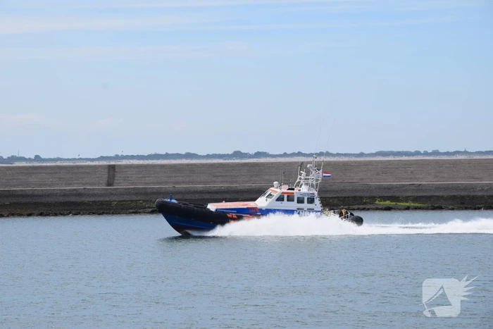 KNRM haalt gewonde van vissersboot