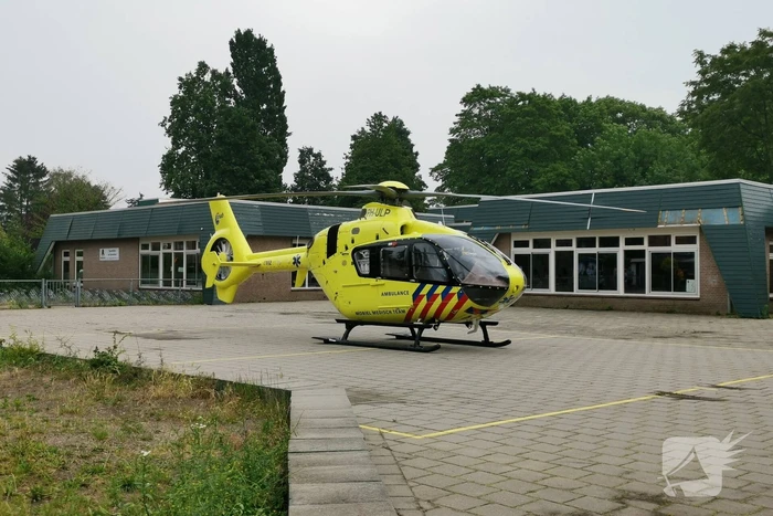 Zwaar gewonde bij heftige brand in woning