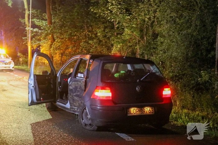 Personenauto total loss na eenzijdige botsing