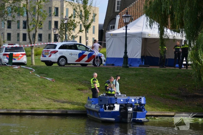Lichaam aangetroffen in sloot