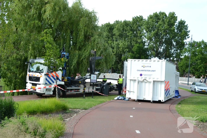 Lichaam aangetroffen in sloot