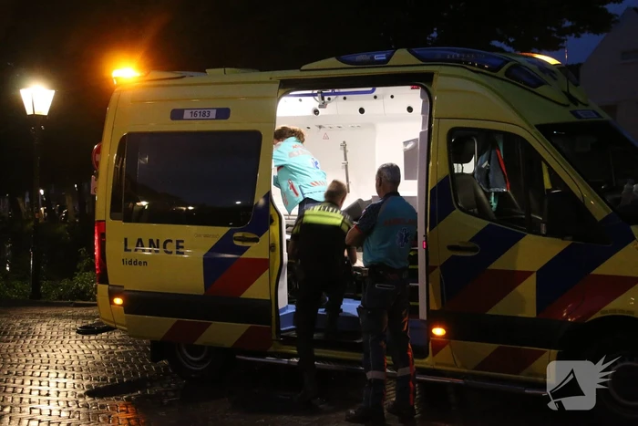 Fietsster gewond na aanrijding met auto