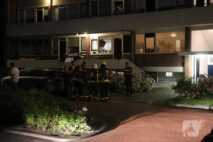 Bewoners op straat na gaslucht