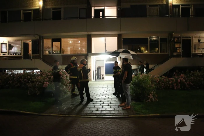 Bewoners op straat na gaslucht