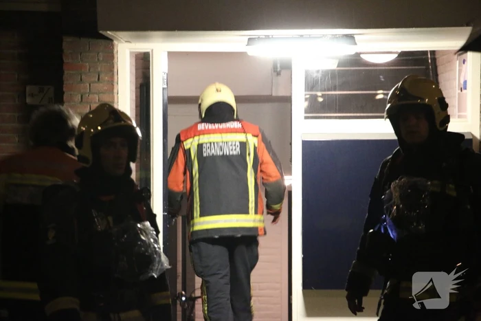 Bewoners op straat na gaslucht