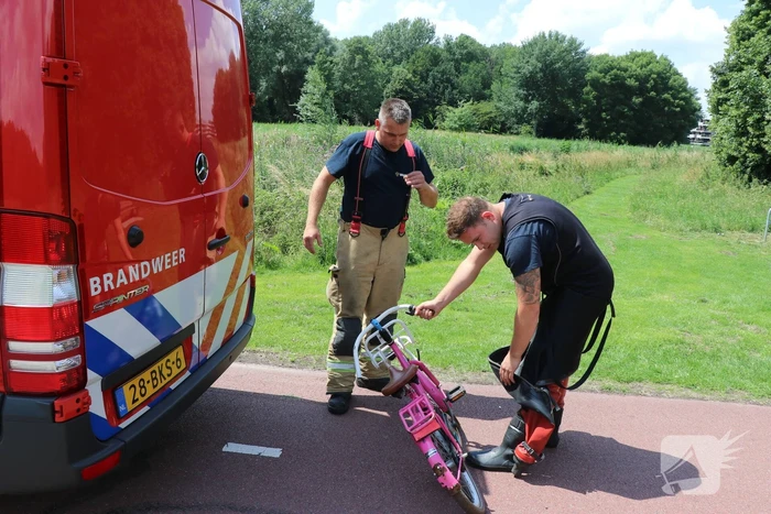 Zoekactie na aantreffen kinderfiets Nieuwerkerse Tocht