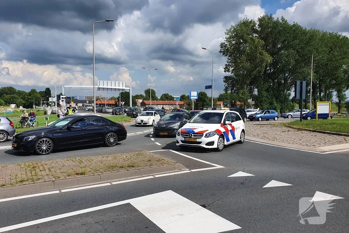 Motorrijder gewond na ongeval met taxibus