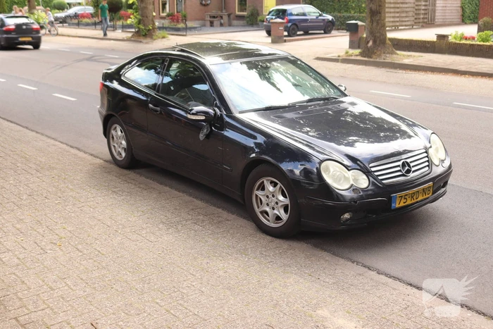 Kind op fiets gewond na aanrijding met auto