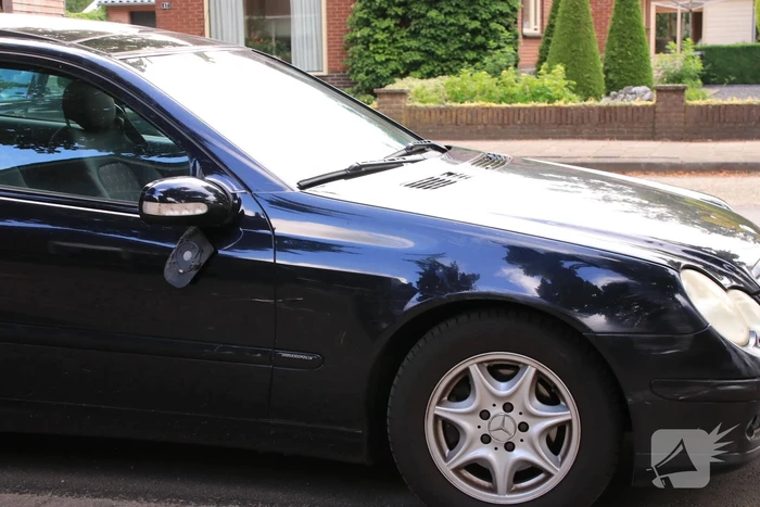 Kind op fiets gewond na aanrijding met auto