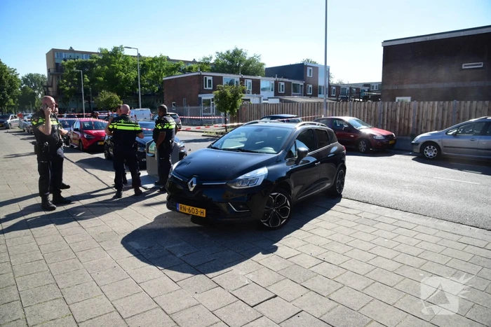 Spelend kindje zwaargewond na botsing met auto