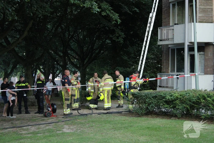 Meerdere woningen ontruimd na keukenbrand