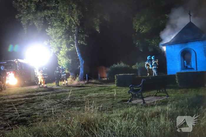 Kapel volledig uitgebrand