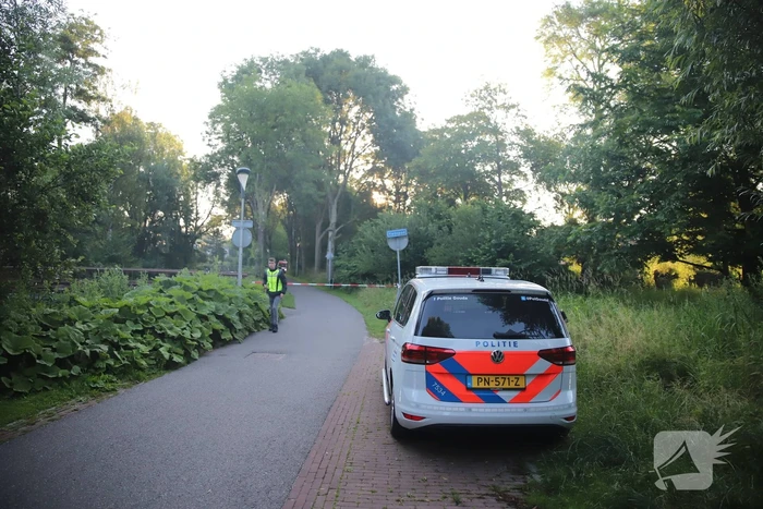 Overleden persoon aangetroffen in het water