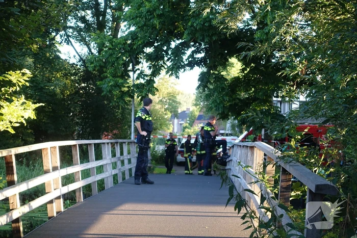 Overleden persoon aangetroffen in het water