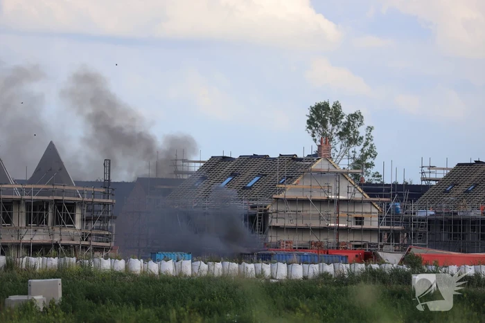 Enorme knal na brand op bouwplaats