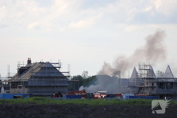 Enorme knal na brand op bouwplaats