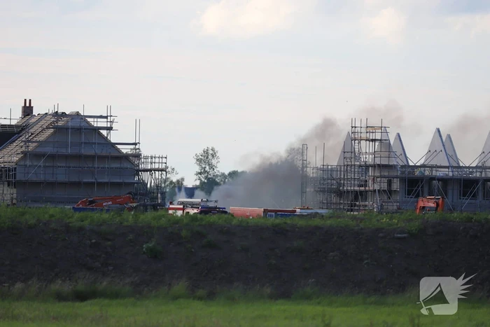 Enorme knal na brand op bouwplaats