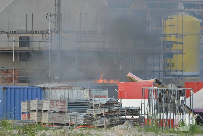 Enorme knal na brand op bouwplaats