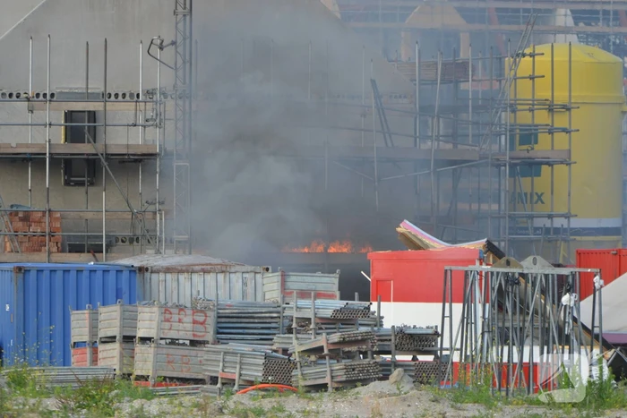 Enorme knal na brand op bouwplaats