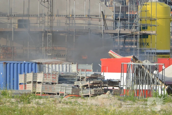 Enorme knal na brand op bouwplaats