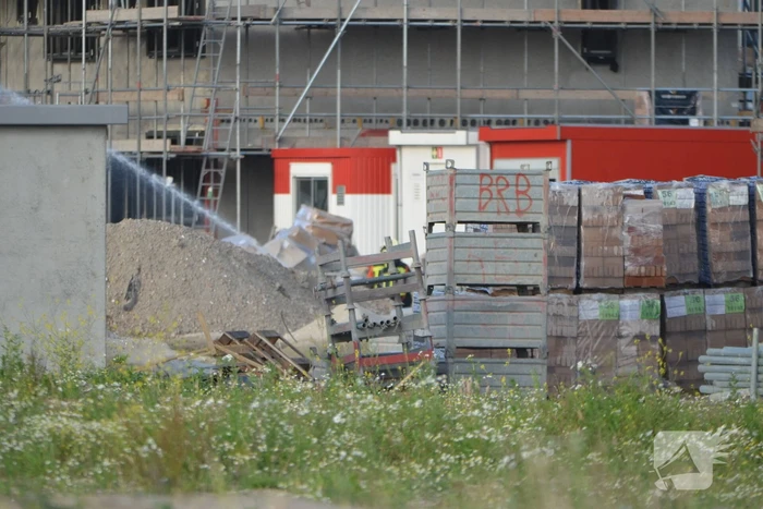Enorme knal na brand op bouwplaats