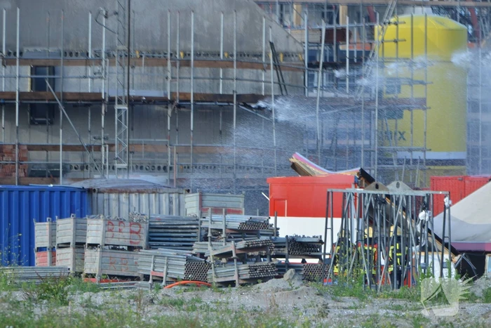 Enorme knal na brand op bouwplaats