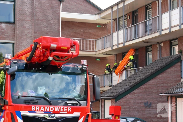 Brandweer haalt patiënt naar beneden vanwege werkzaamheden lift