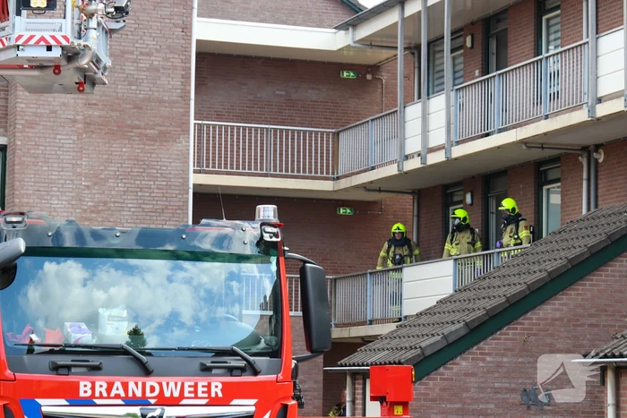 Brandweer haalt patiënt naar beneden vanwege werkzaamheden lift