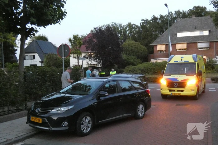 Scooterrijder gewond door aanrijding met auto