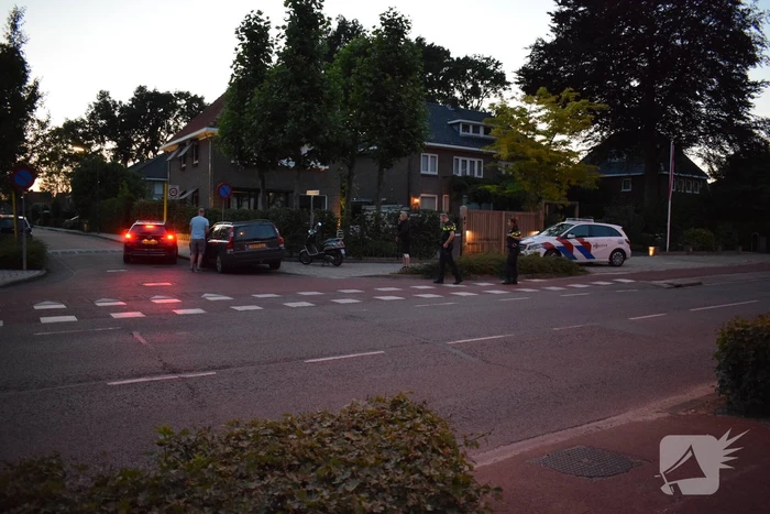 Scooterrijder gewond door aanrijding met auto