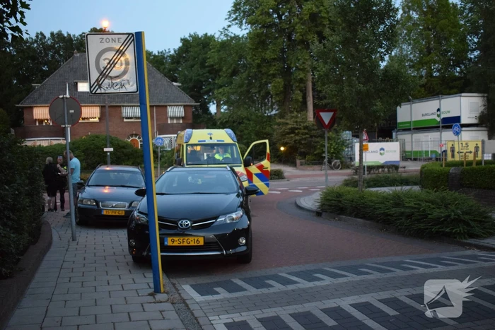 Scooterrijder gewond door aanrijding met auto