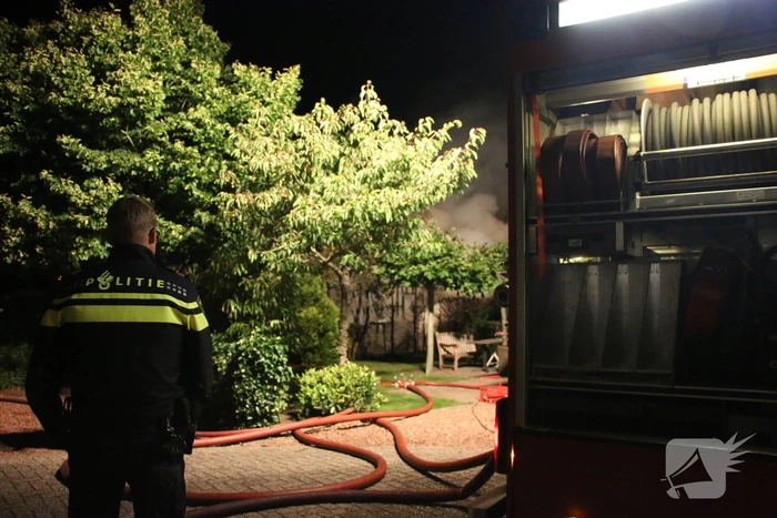 Felle uitslaande brand in chalet