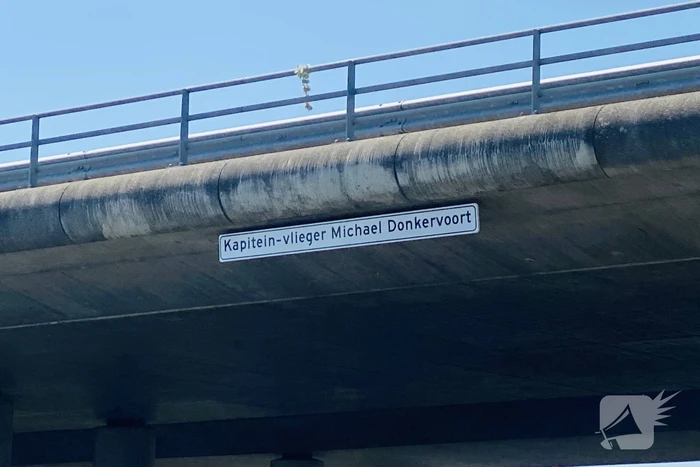 Viaduct benoemd naar omgekomen F16-piloot Kaptein-vlieger Michael Donkervoort