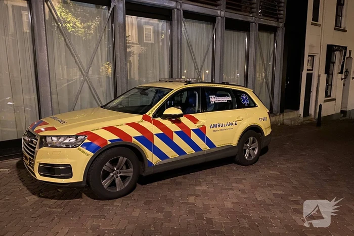 Persoon zwaargewond na val op straat