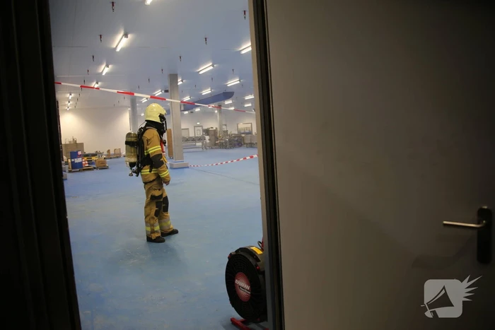 Bedrijfspand vol met rook door aangebrand brood