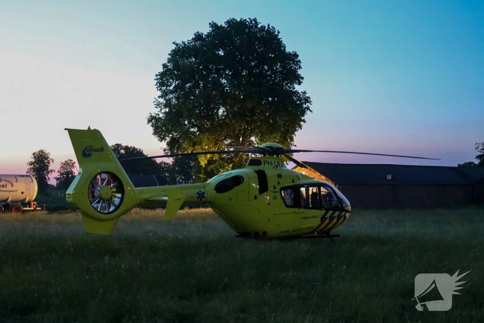 Traumahelikopter landt voor medisch incident in woning
