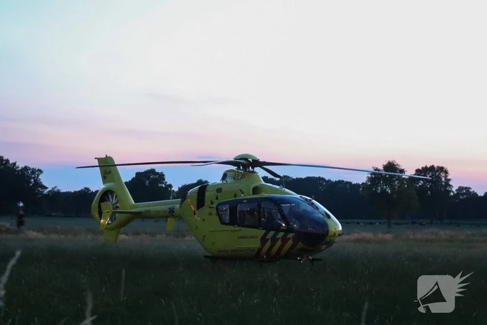 Traumahelikopter landt voor medisch incident in woning