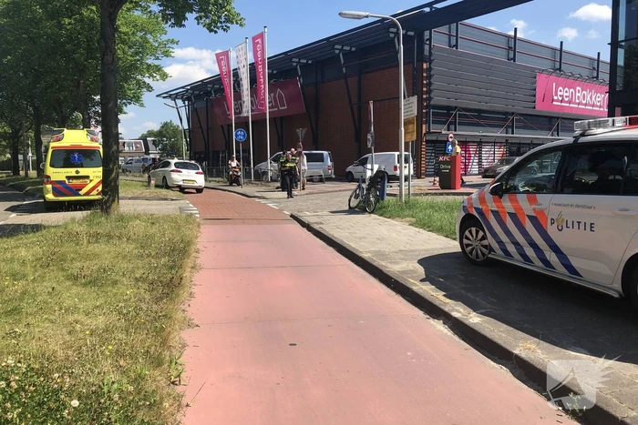 Fietser gewond na aanrijding met personenauto