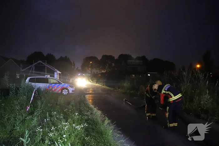 Flinke brand in woning met rietenkap