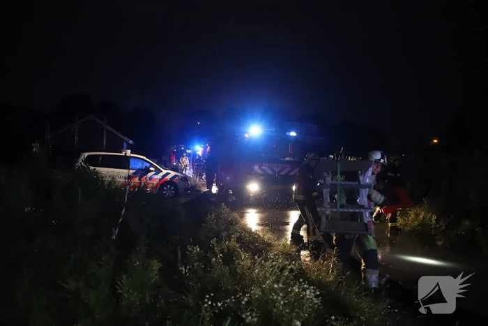 Flinke brand in woning met rietenkap