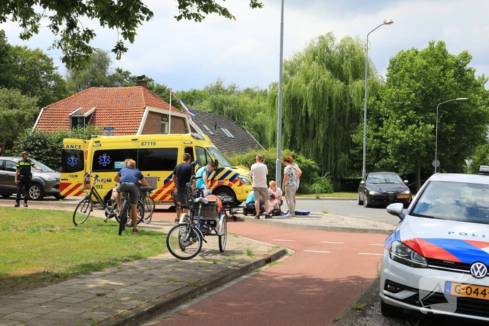 Driewieler vliegt uit de bocht