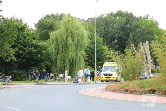 Driewieler vliegt uit de bocht
