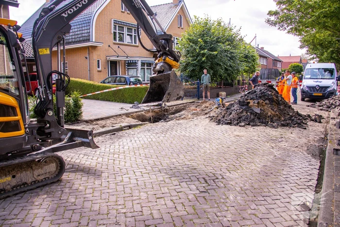 Bunschoten geteisterd door waterlekkages