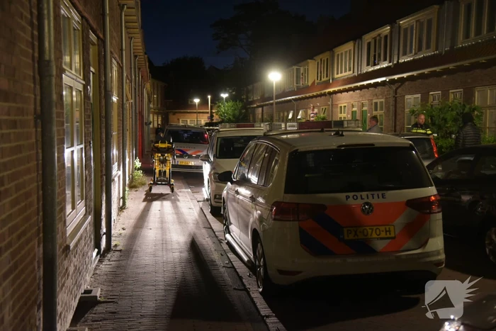 Zwaargewonde bij steekpartij in woning