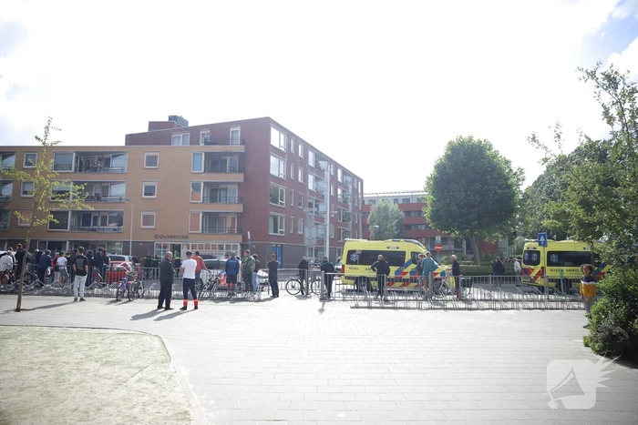 Traumahelikopter ingezet voor incident in flatwoning