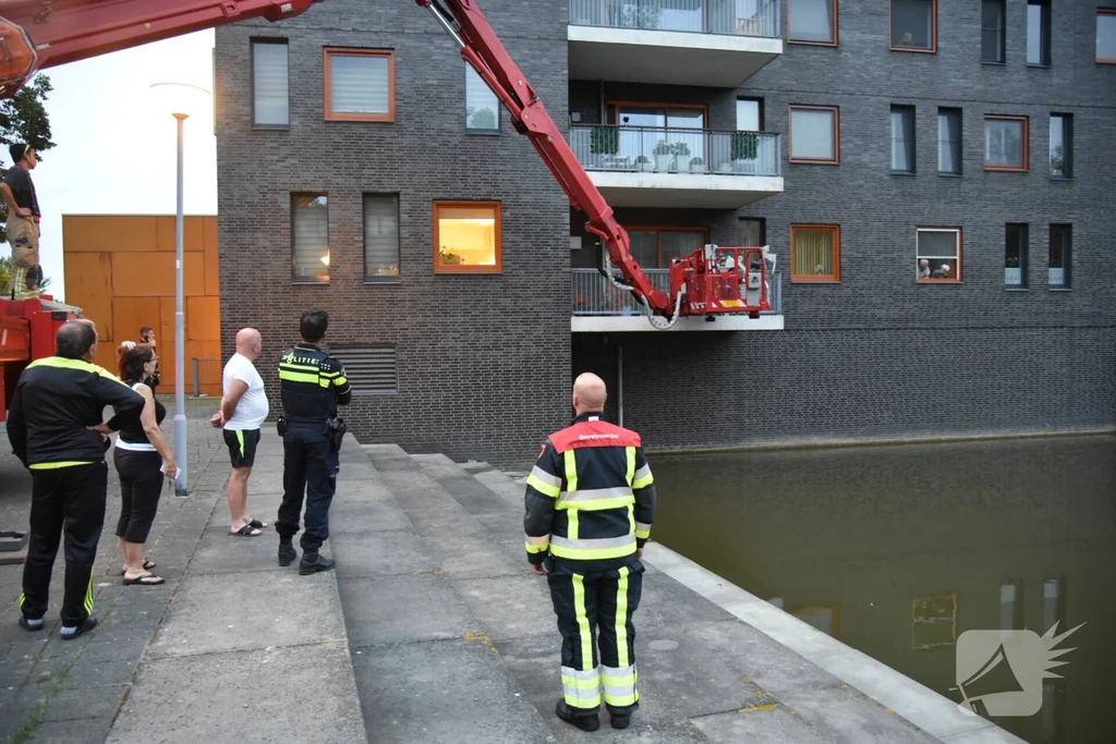 Spuistroomstraat 112 meldingen Hoogvliet Rotterdam 