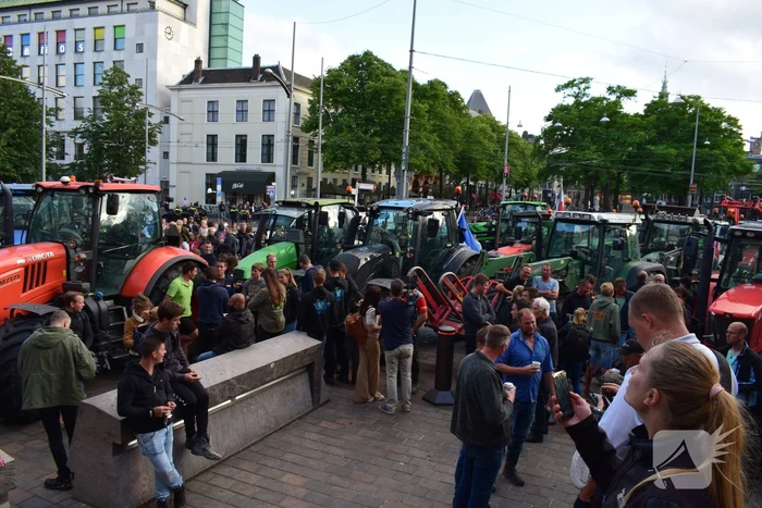 Veel boeren op het buitenhof tegen voerwet