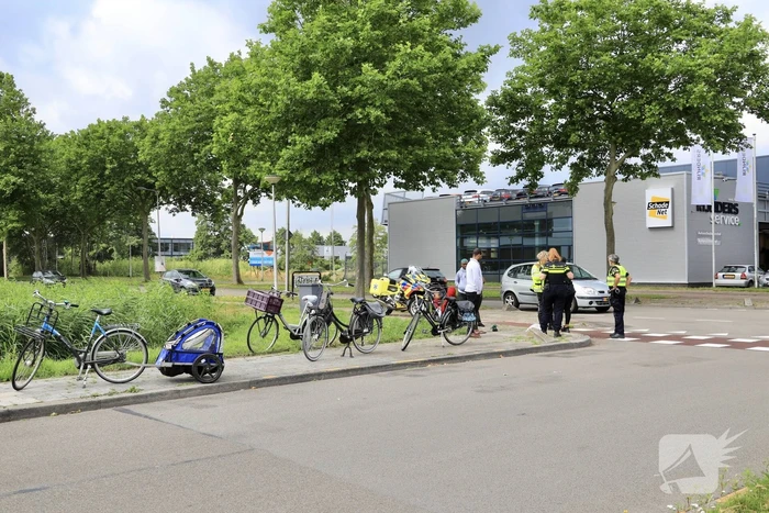 Fietsster gewond na val op industrieterrein De Isselt