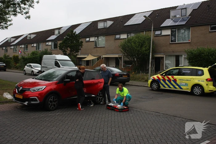 Fietsster gewond na aanrijding met auto